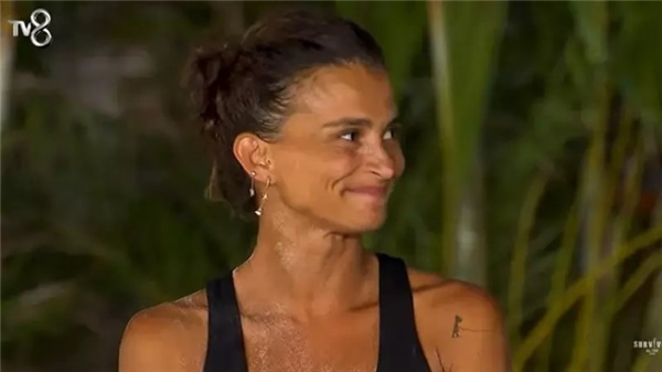 Survivor All Star'da Aysu Keskin'e karşı yapılan düelloda Pınar Saka elendi