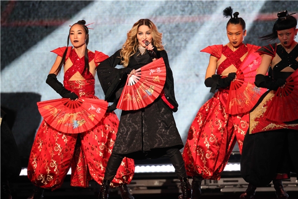 Madonna, konserlere geç başladığı için federal toplu bir davayla karşı karşıya